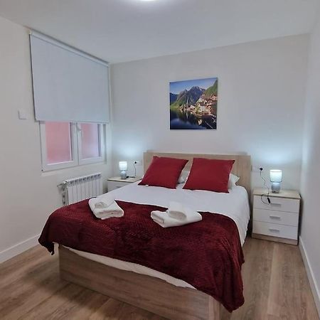 Apartamento Aires De Tineo Oviedo Exterior foto